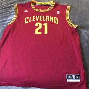 Cleveland Cavaliers jersey XL